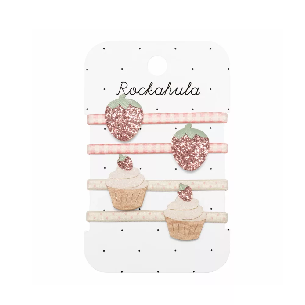 sweet strawberry gumice