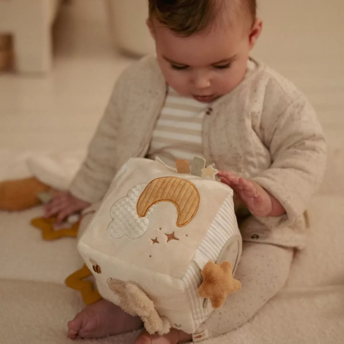 Little Dutch senzorička kocka Newborn Naturals - Slika 6