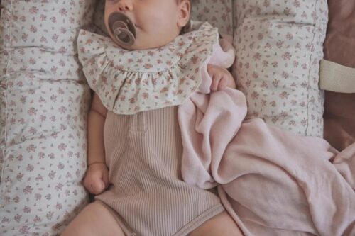 Elodie Details pamučni podbradnjak-Autumn rose