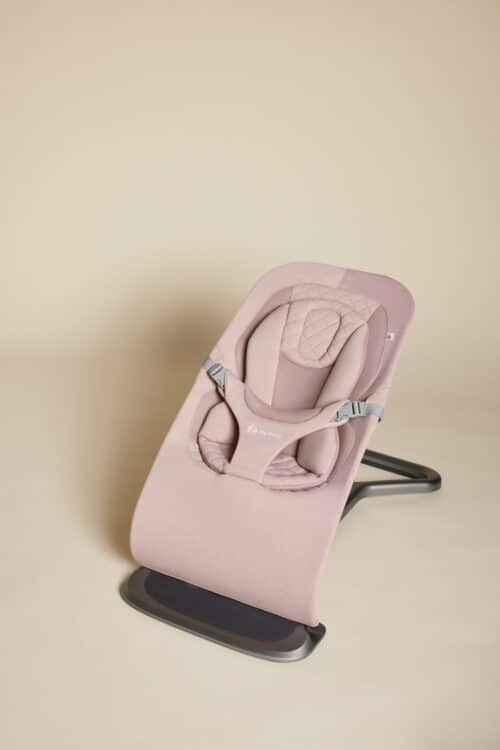 Ergobaby Evolve ležaljka 3u1 - Blush Pink
