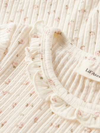 F_13243536_M_4755515_Front-Full Lil’ Atelier Majica kratkih rukava s cvjetićima