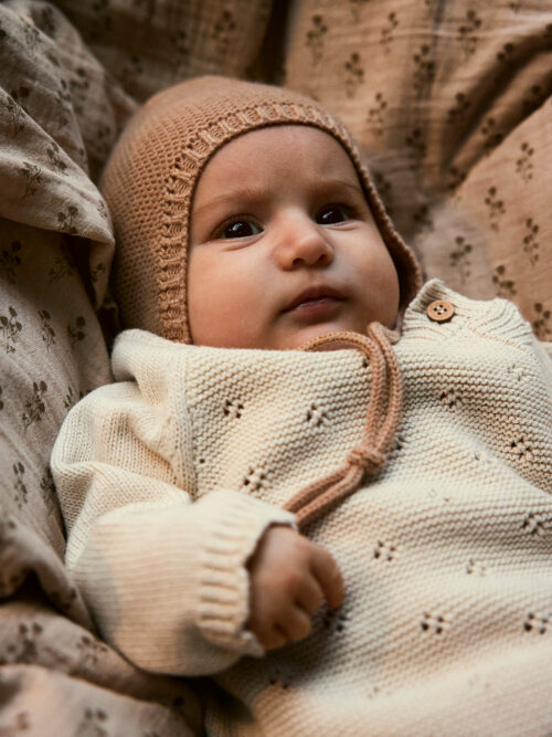 Lil'Atelier Pulover s gumbima Bijeli