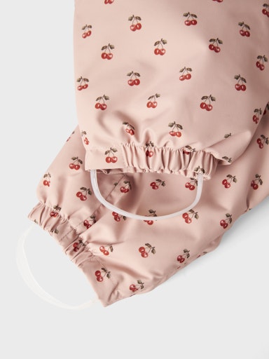 Lil’-Atelier_FallWinter2025_4873063_13244284_4 Lil'Atelier skafander Trešnjice