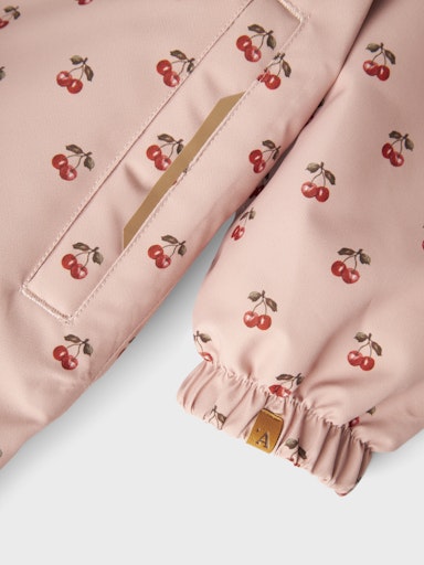 Lil’-Atelier_FallWinter2025_4873063_13244284_7 Lil'Atelier skafander Trešnjice