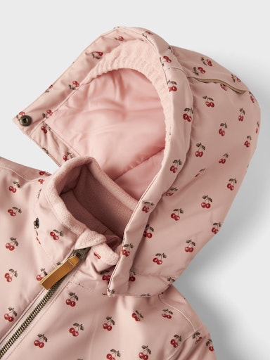 Lil’-Atelier_FallWinter2025_4873063_13244284_8 Lil'Atelier skafander Trešnjice