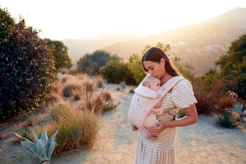 Ergobaby Omni Breeze nosiljka Kvarc roza