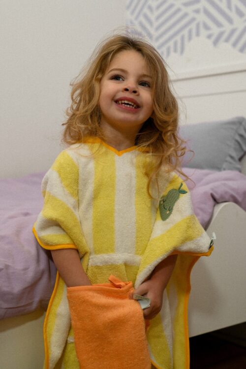 The Cotton Cloud Poncho Pedro Pear