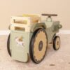 traktor3 Little Dutch drvena guralica traktor Little Farm