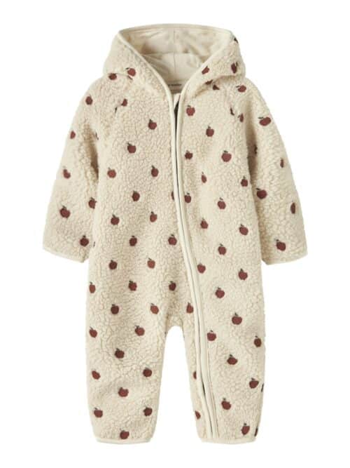 Lil’-Atelier_Autumnwinter_4994759_13255435 Lil' Atelier teddy kombinezon za bebe Apples